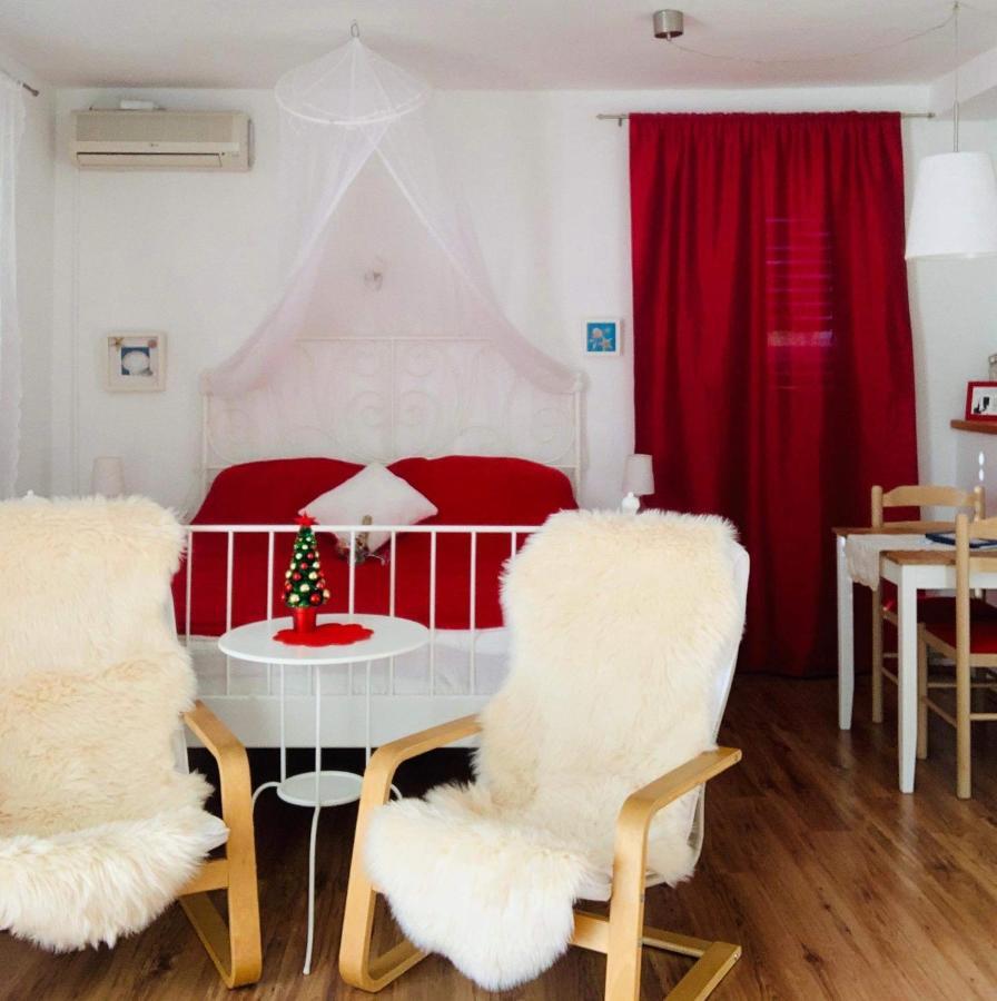 Boutique Home Saltaragazza Petrovac Eksteriør bilde